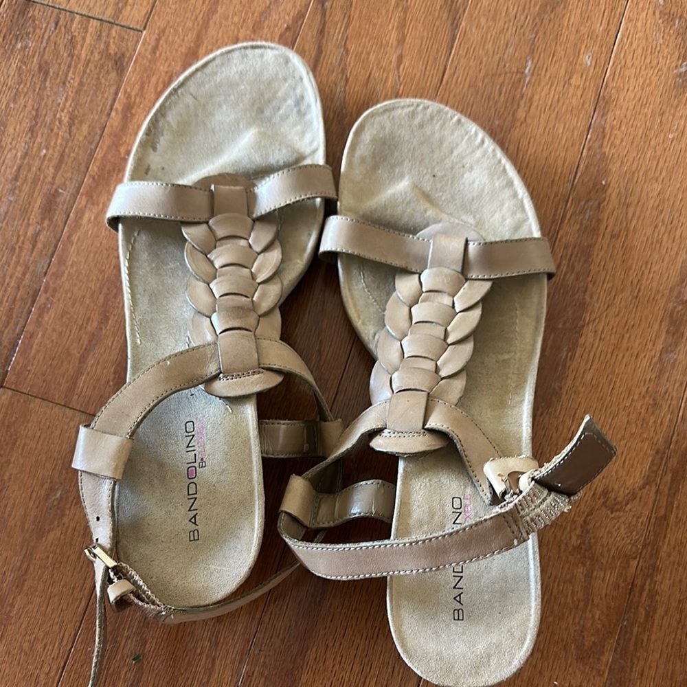 Bandolino Tan Sandals with Braided Detail and Ankle Strap